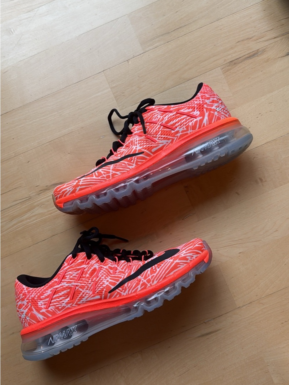 Nike women Air Max Neon Coral Orange Black Athletic Sneakers 7 shoes running